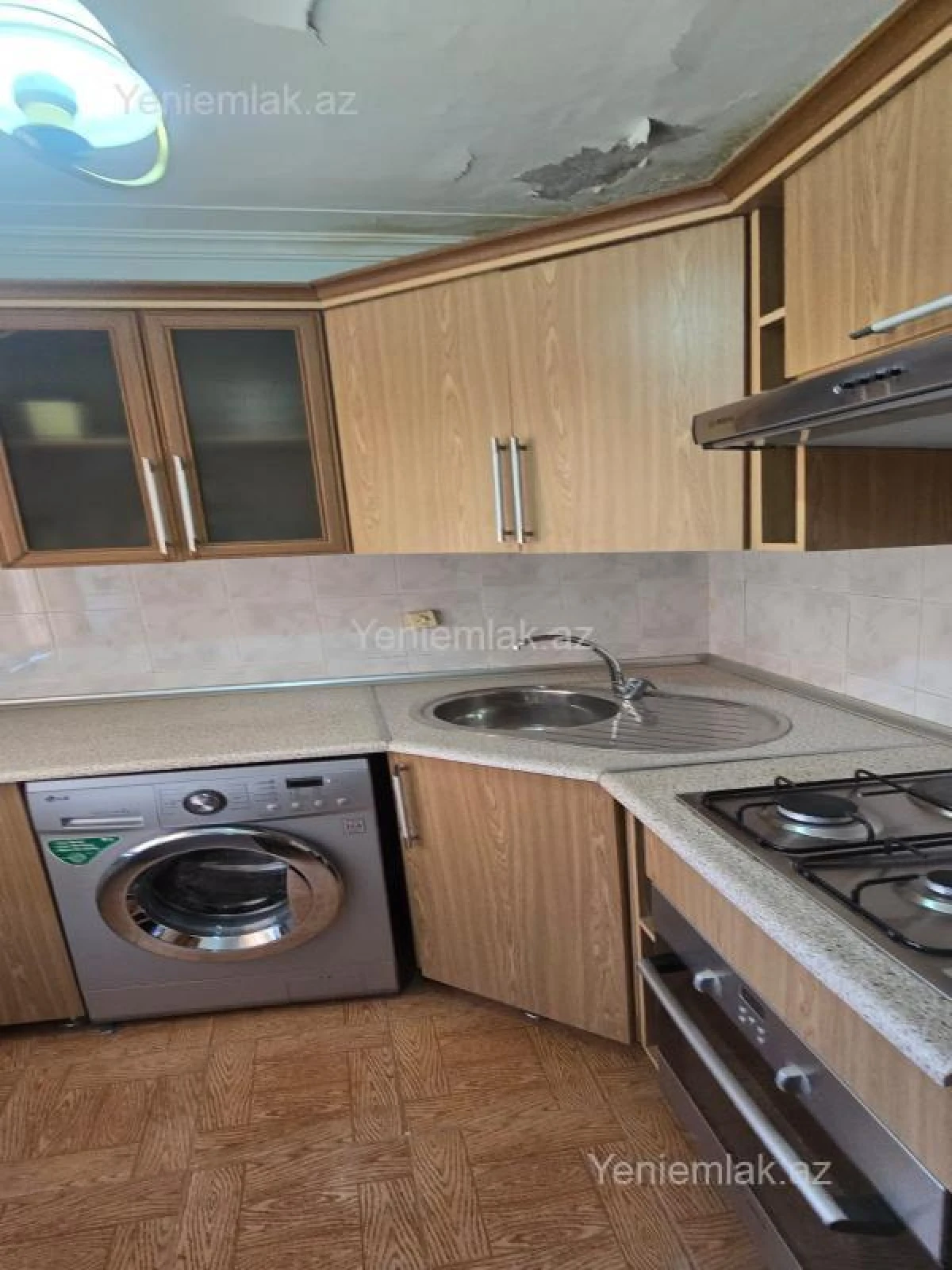 Satılır 3 otaqlı köhnə tikili 64 m²