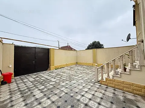 Satılır 3 otaqlı həyət evi 100 m²