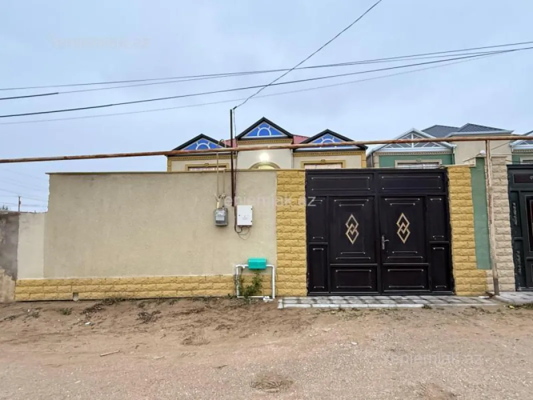 Satılır 3 otaqlı həyət evi 100 m²