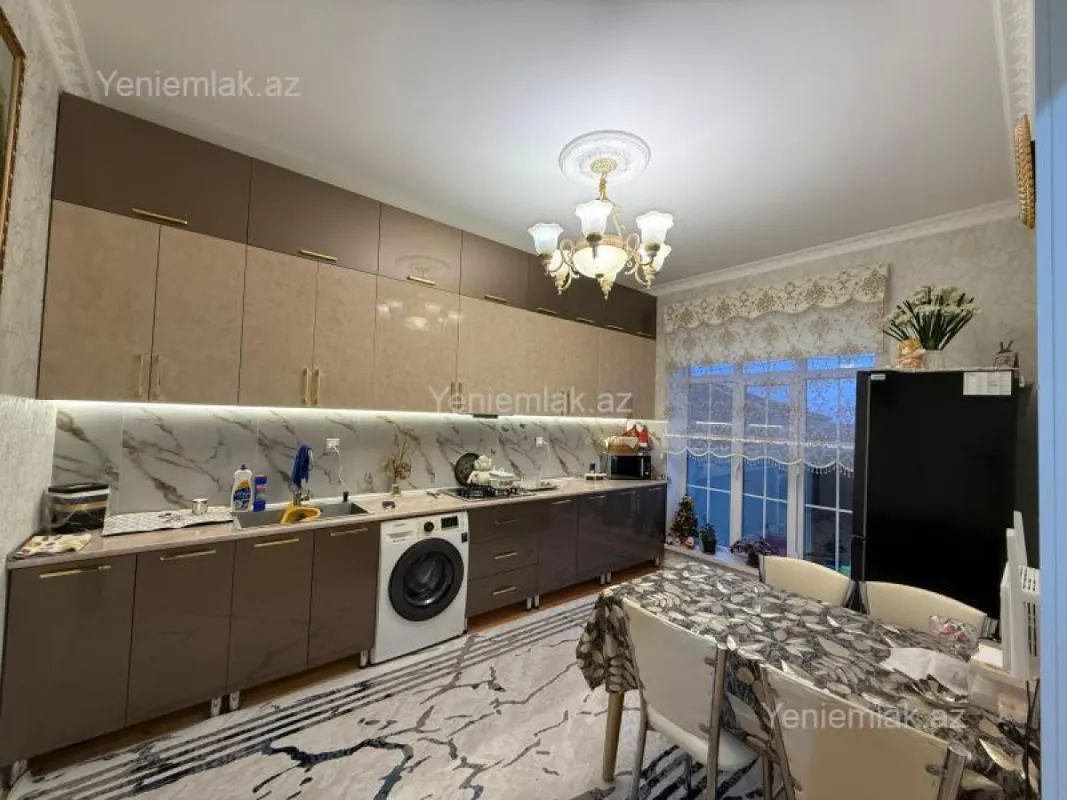 Satılır 3 otaqlı həyət evi 100 m²