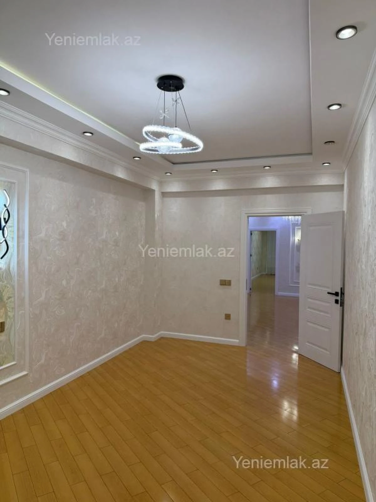 Satılır 3 otaqlı yeni tikili 140 m²