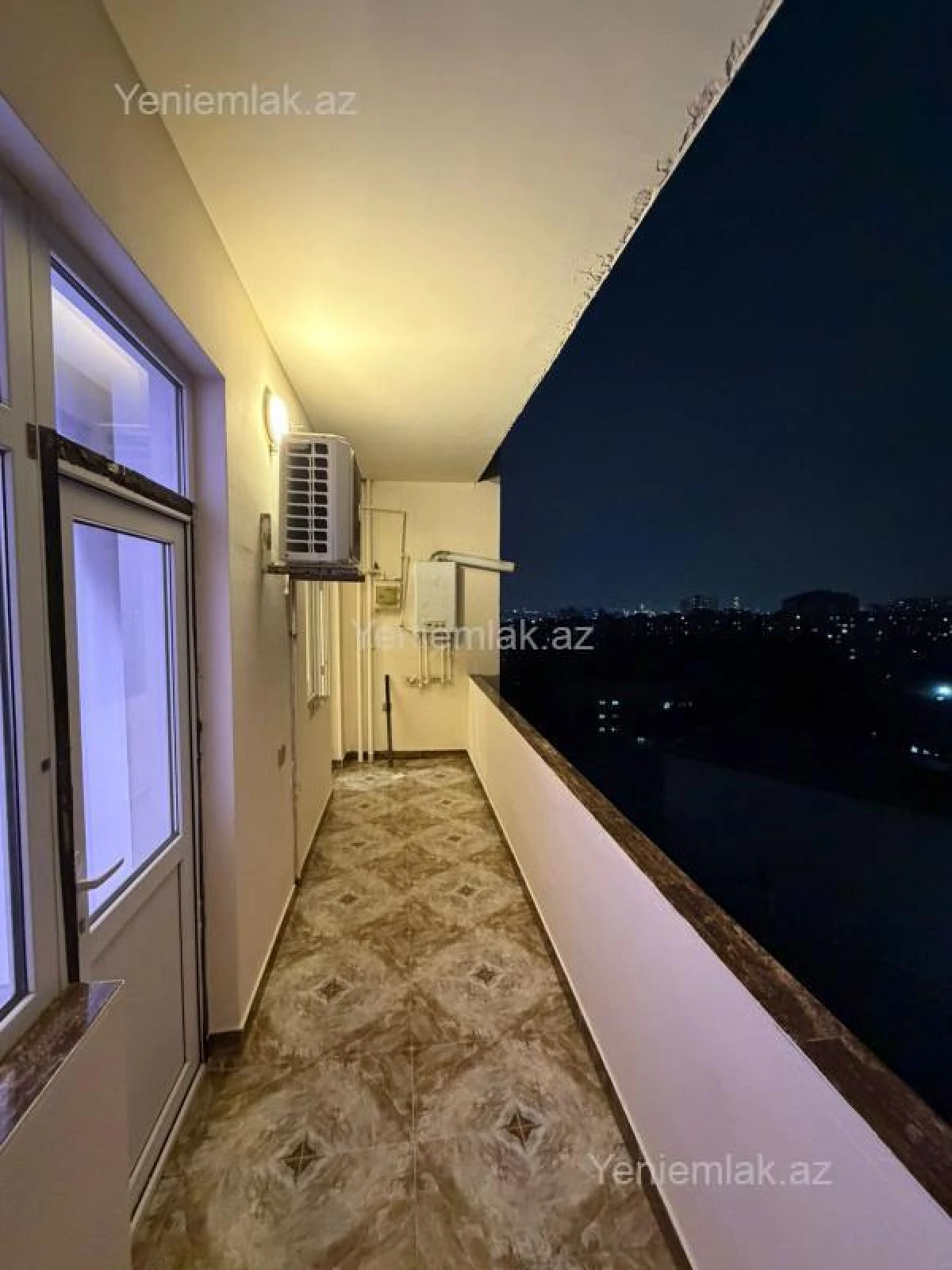 Satılır 3 otaqlı yeni tikili 140 m²