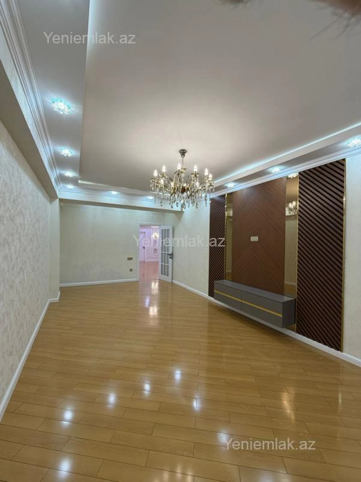 Satılır 3 otaqlı yeni tikili 140 m²