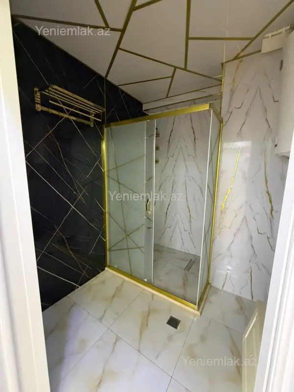 Satılır 3 otaqlı yeni tikili 140 m²