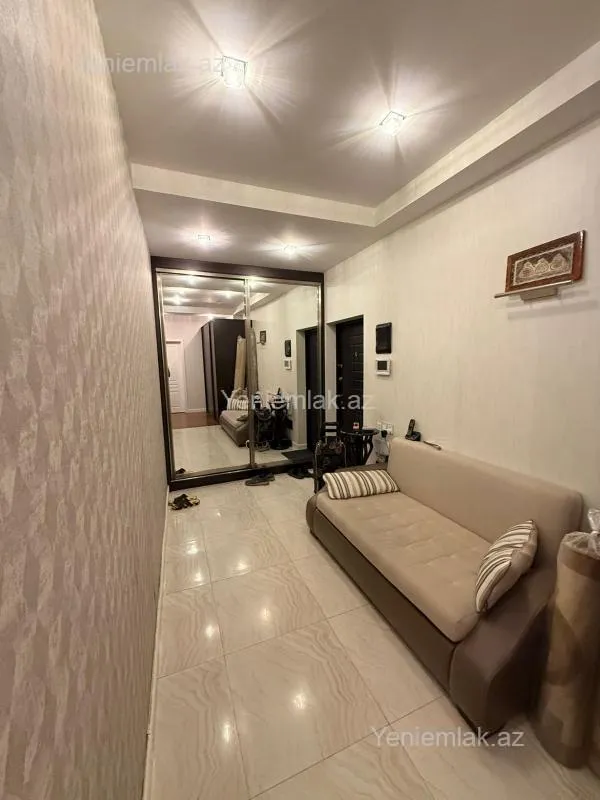 Satılır 3 otaqlı yeni tikili 135 m²