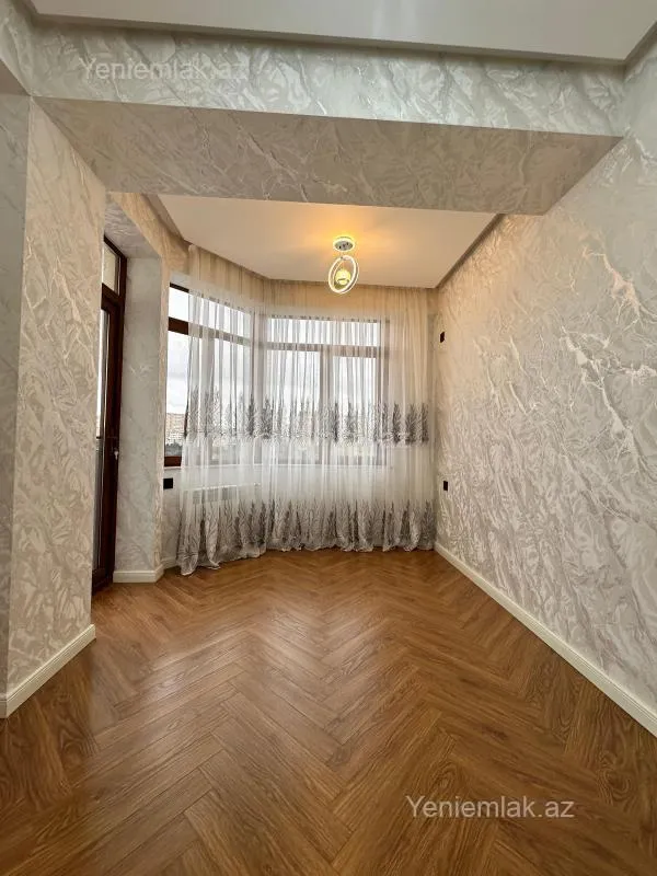 Satılır 3 otaqlı yeni tikili 110 m²