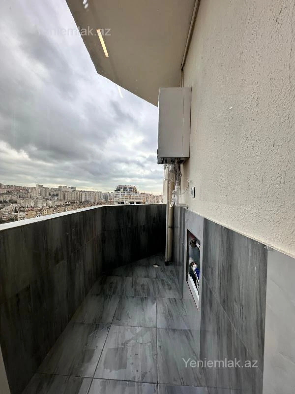 Satılır 3 otaqlı yeni tikili 110 m²