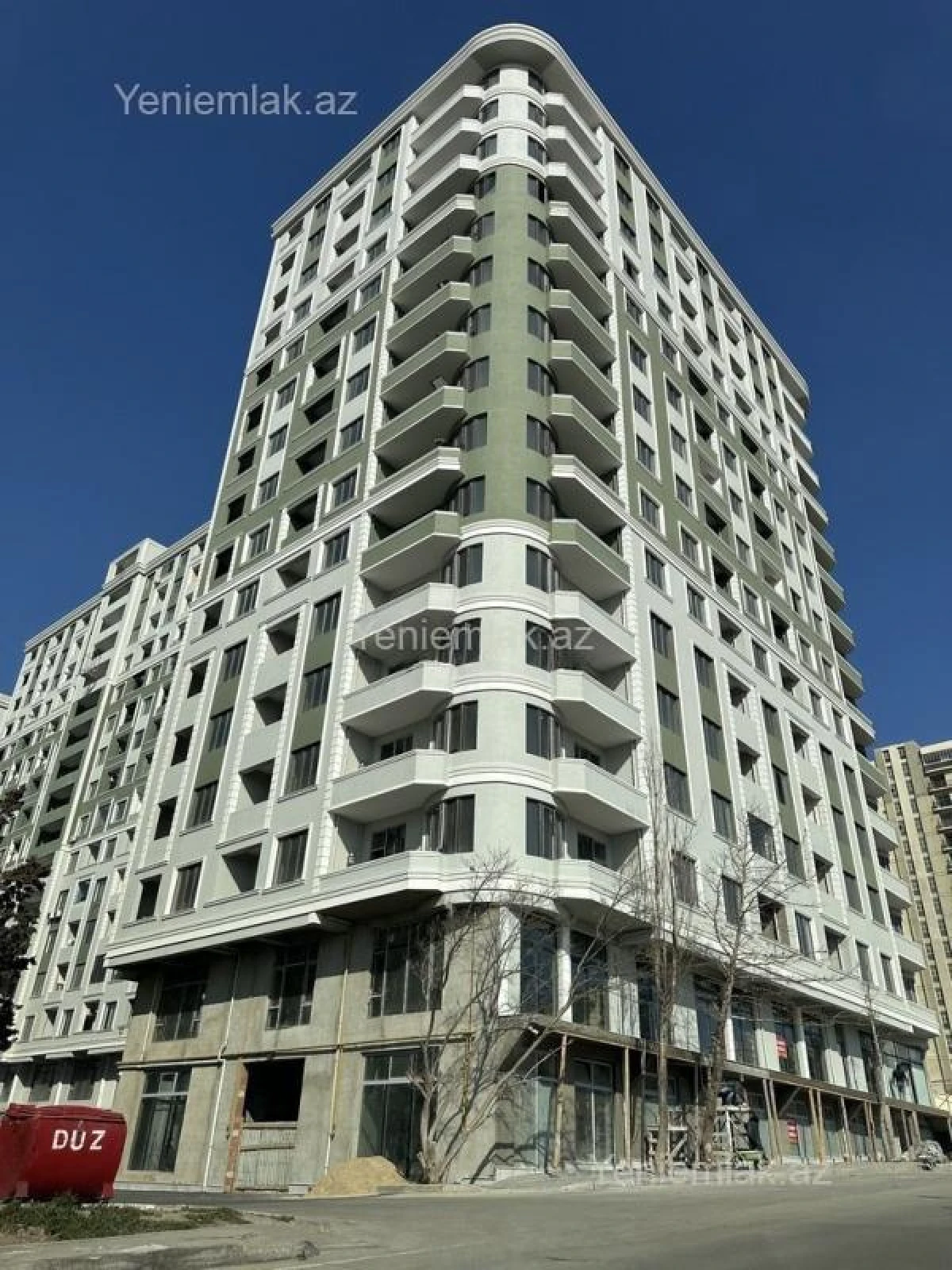 Satılır 4 otaqlı yeni tikili 180 m²