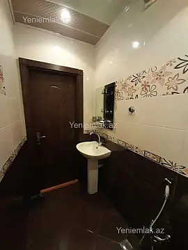 Satılır 3 otaqlı yeni tikili 121 m²