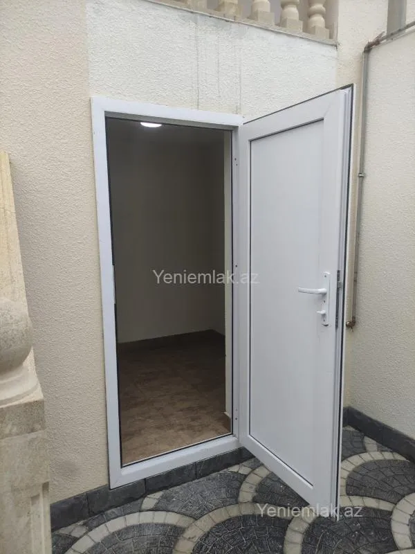 Satılır 5 otaqlı həyət evi 100 m²