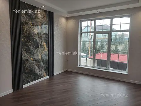 Satılır 5 otaqlı həyət evi 100 m²