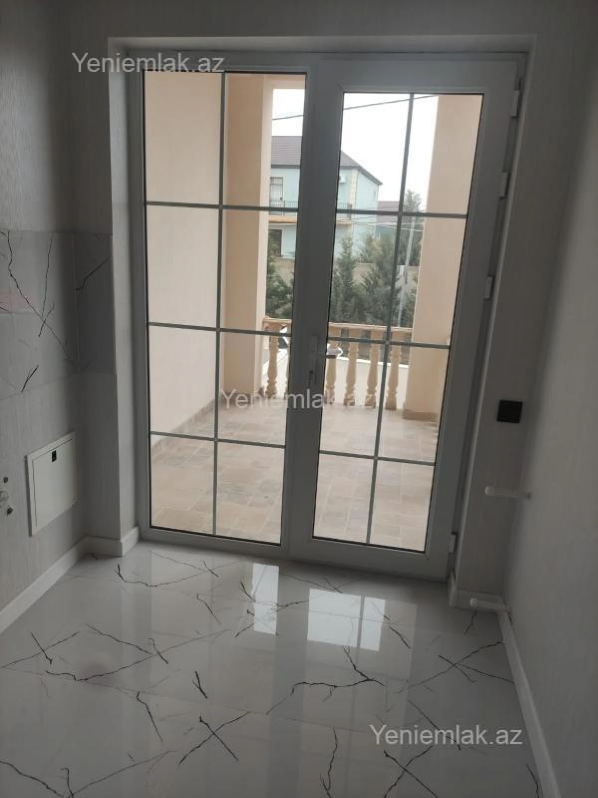 Satılır 5 otaqlı həyət evi 100 m²