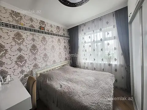 Satılır 3 otaqlı köhnə tikili 80 m²