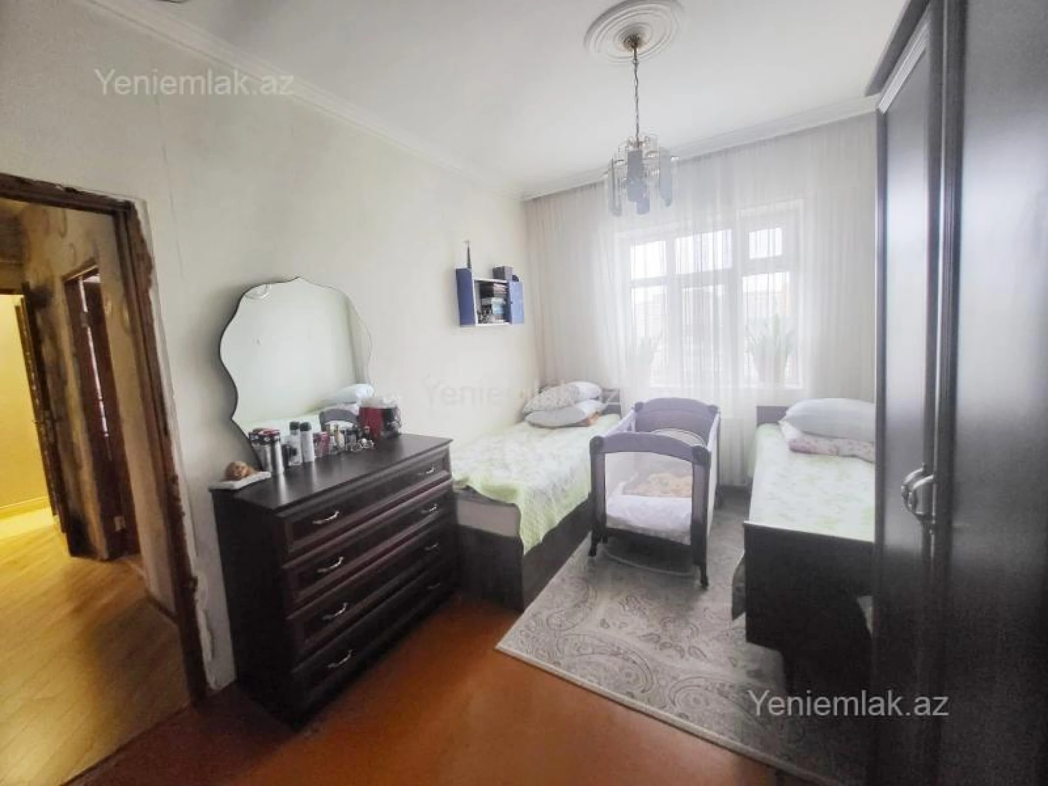 Satılır 3 otaqlı köhnə tikili 80 m²