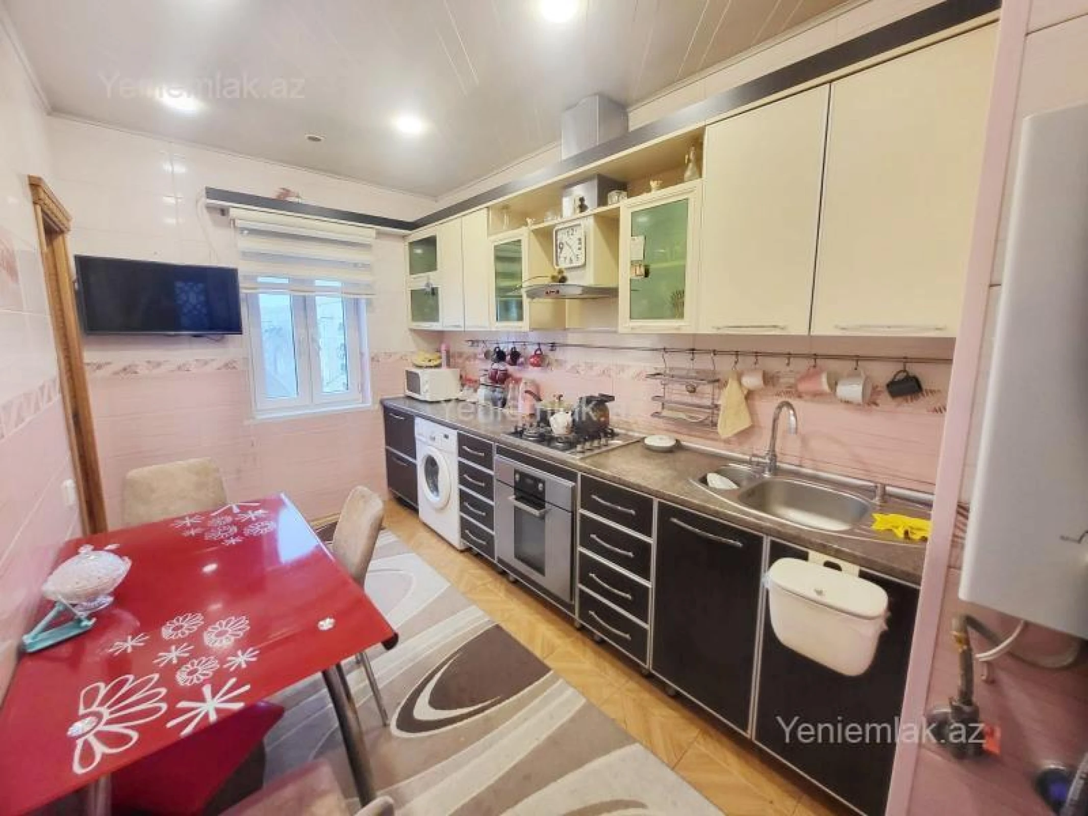 Satılır 3 otaqlı köhnə tikili 80 m²