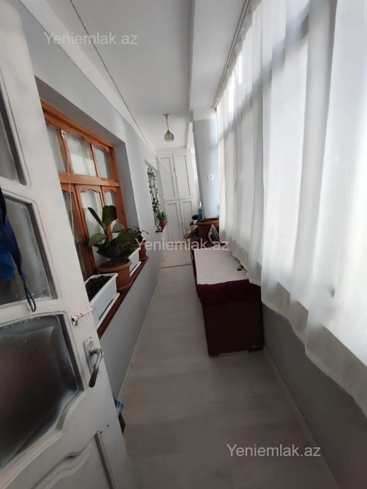 Satılır 4 otaqlı köhnə tikili 82 m²