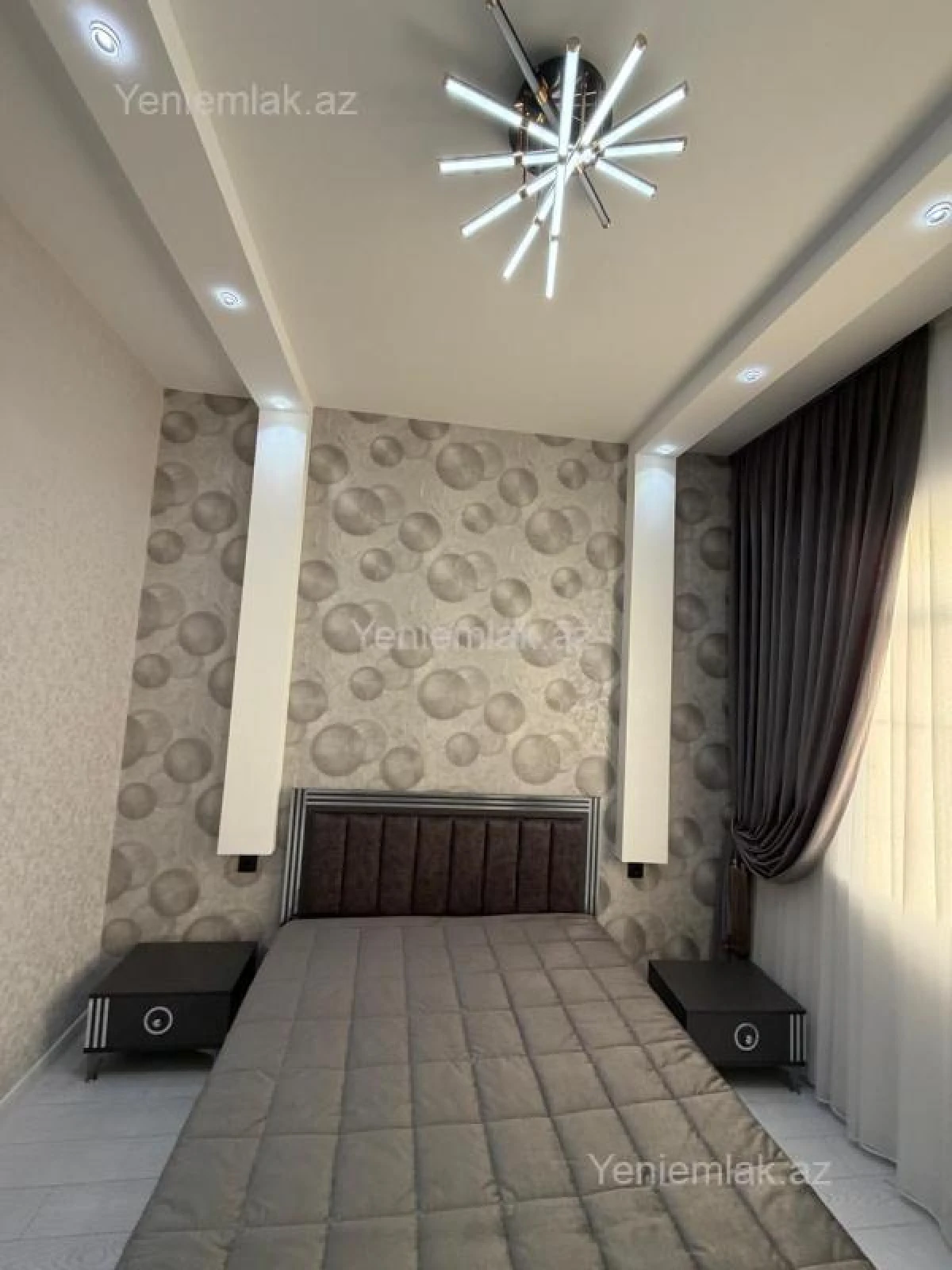 Satılır 4 otaqlı həyət evi 240 m²
