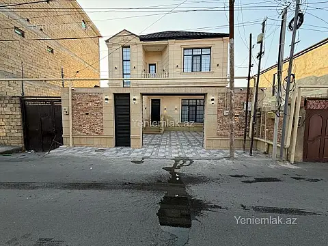 Satılır 4 otaqlı həyət evi 240 m²