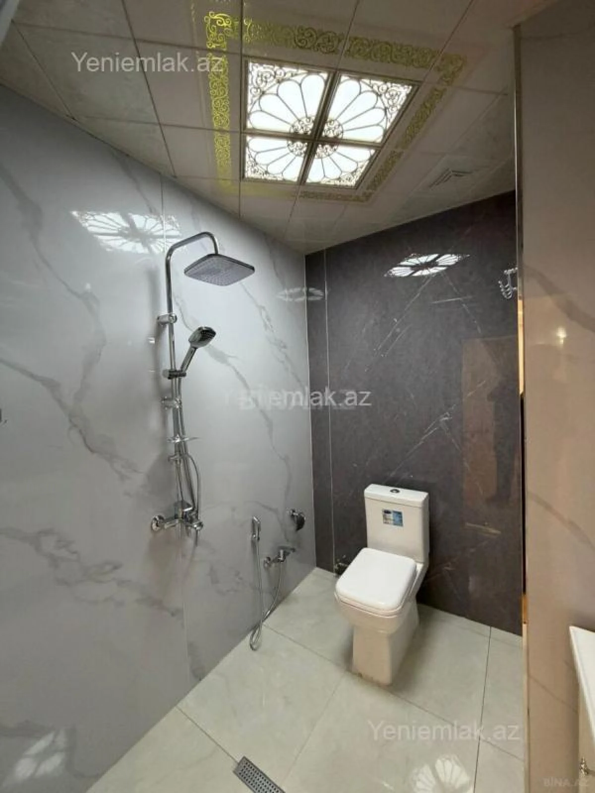 Satılır 3 otaqlı yeni tikili 155 m²