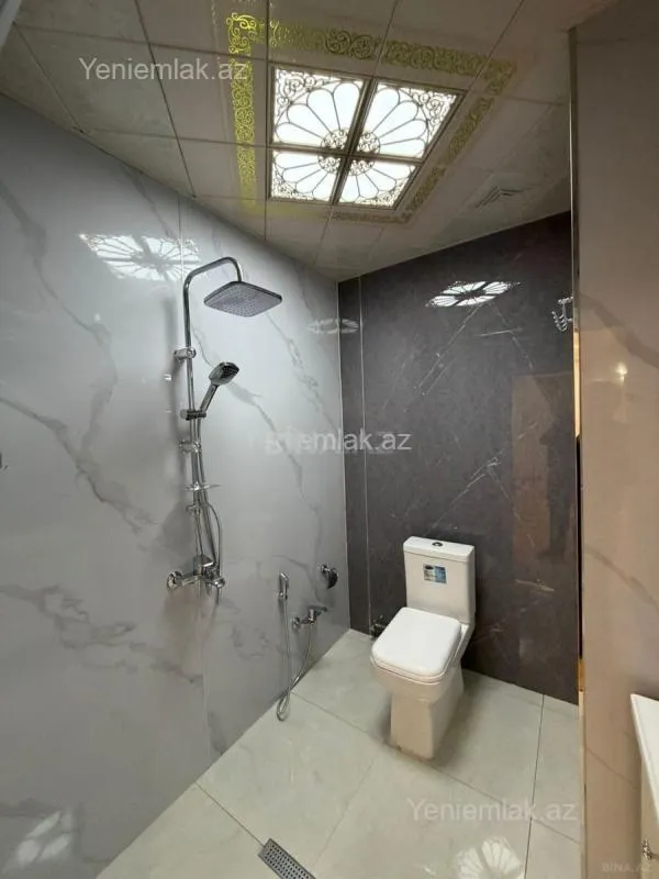 Satılır 3 otaqlı yeni tikili 155 m²