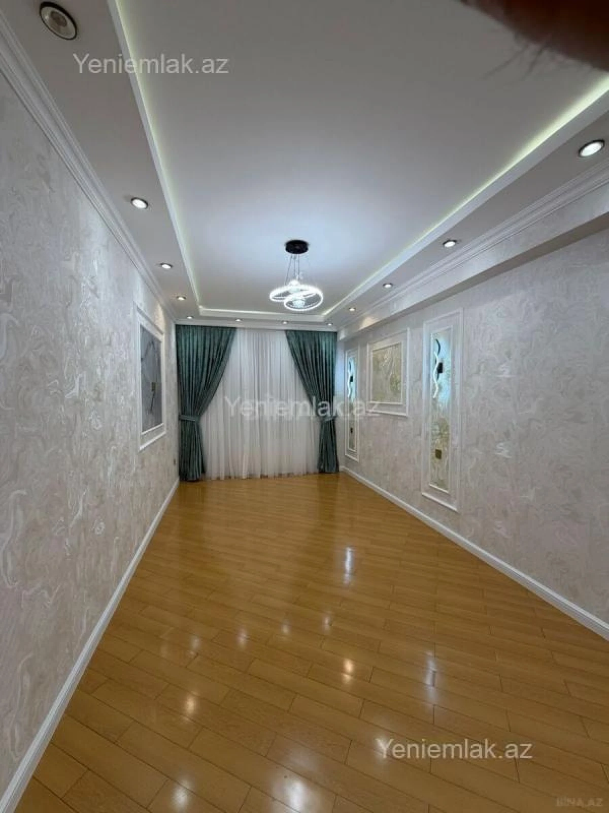 Satılır 3 otaqlı yeni tikili 155 m²
