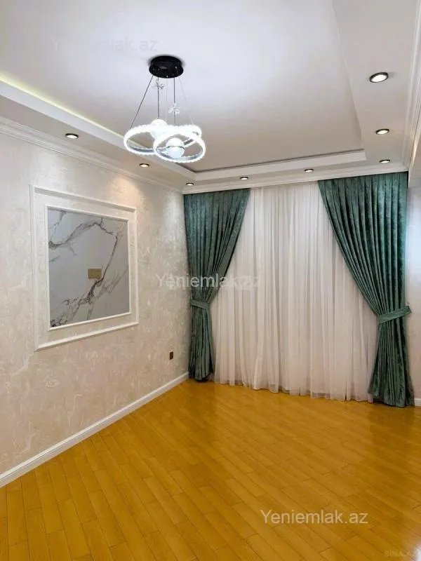 Satılır 3 otaqlı yeni tikili 155 m²