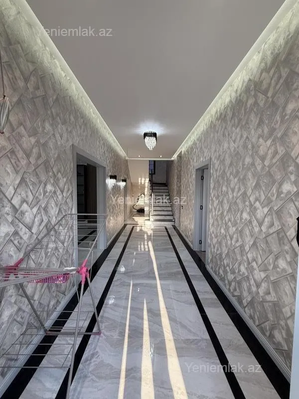 Satılır 6 otaqlı həyət evi 350 m²