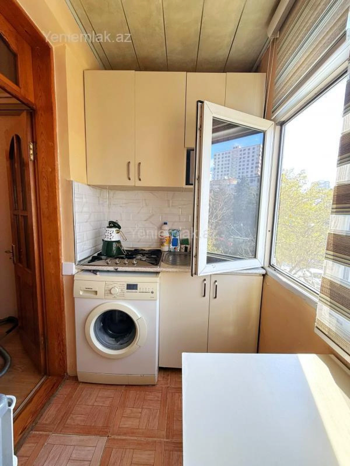 Satılır 2 otaqlı köhnə tikili 55 m²