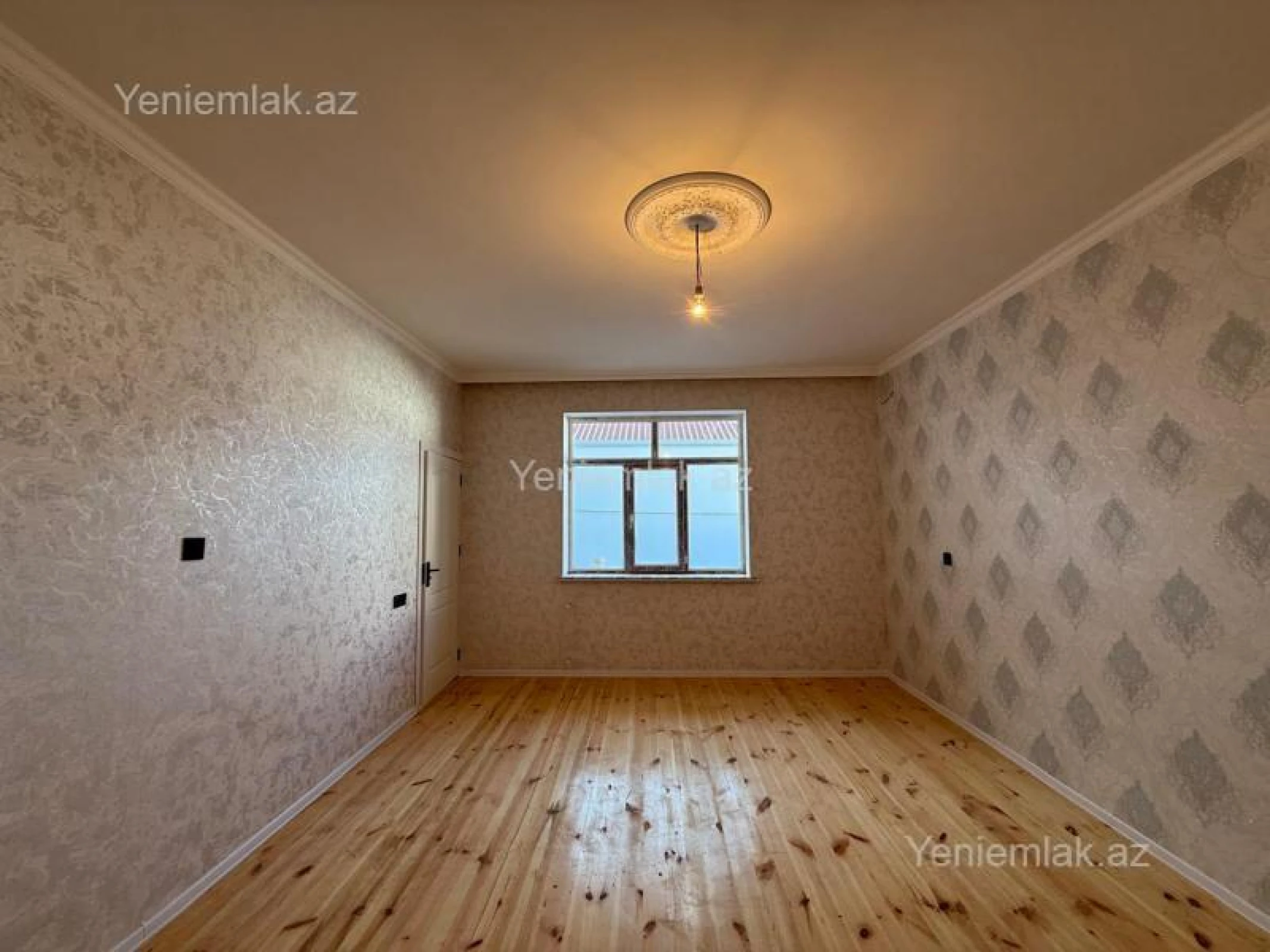 Satılır 2 otaqlı həyət evi 60 m²