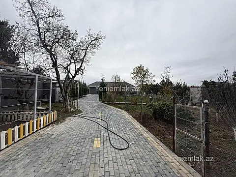 Satılır 7 otaqlı həyət evi 200 m²