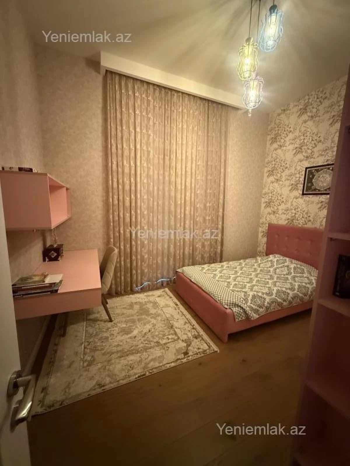 Satılır 7 otaqlı həyət evi 200 m²