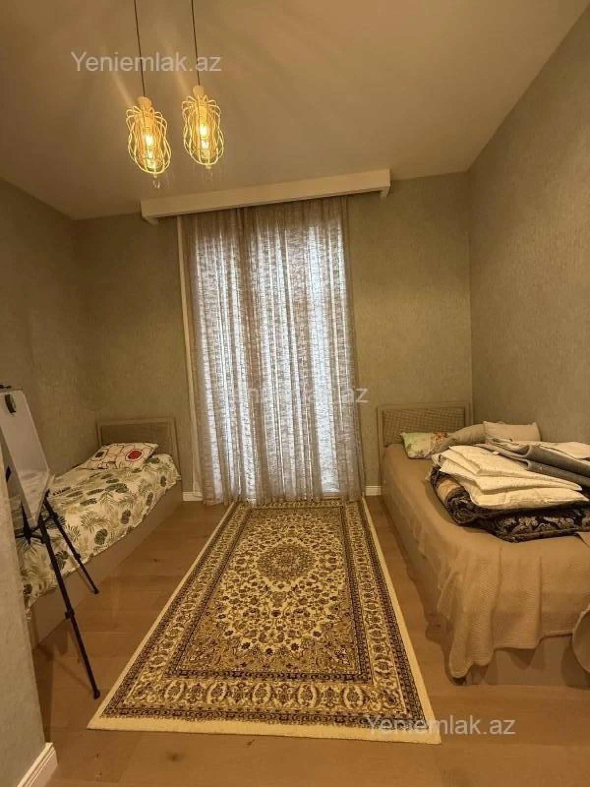 Satılır 7 otaqlı həyət evi 200 m²