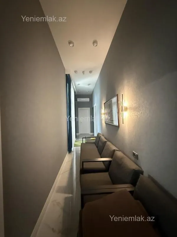Satılır 7 otaqlı həyət evi 200 m²