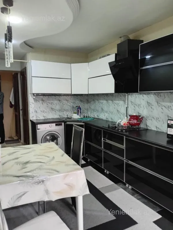 Satılır 3 otaqlı köhnə tikili 65 m²