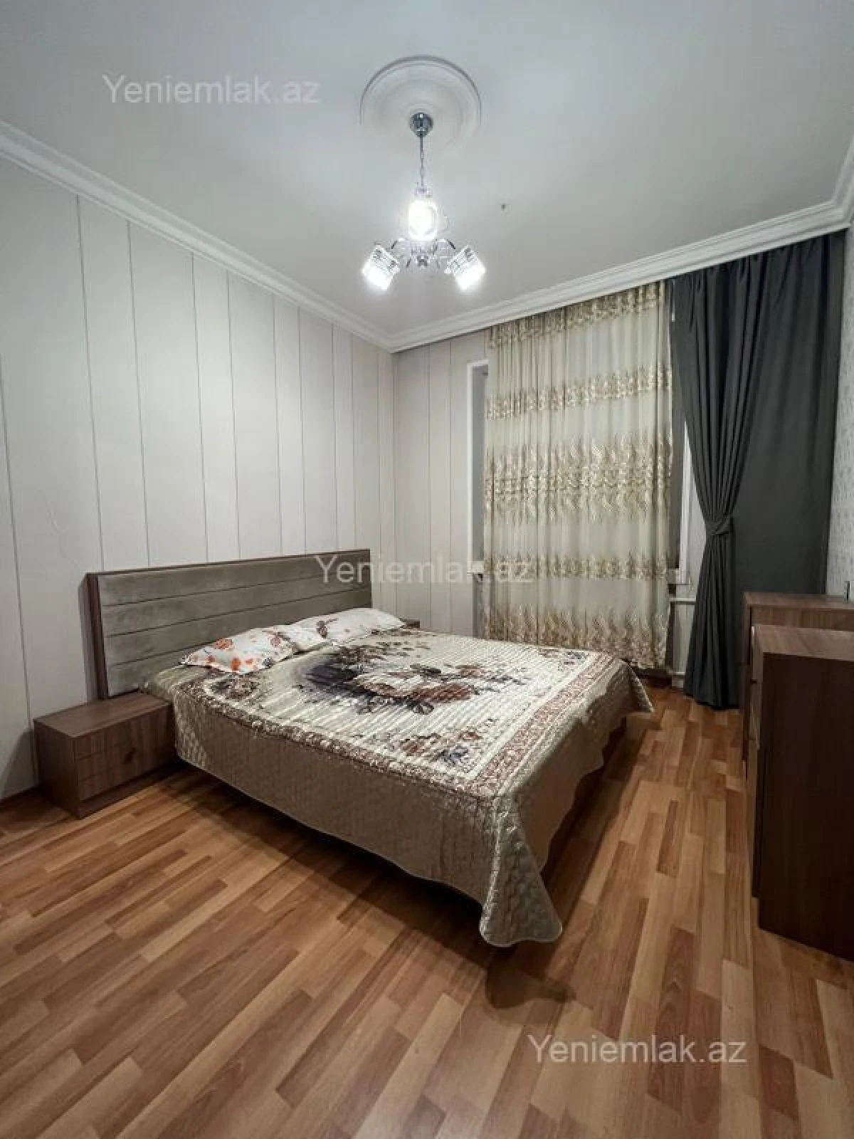 Satılır 2 otaqlı köhnə tikili 65 m²