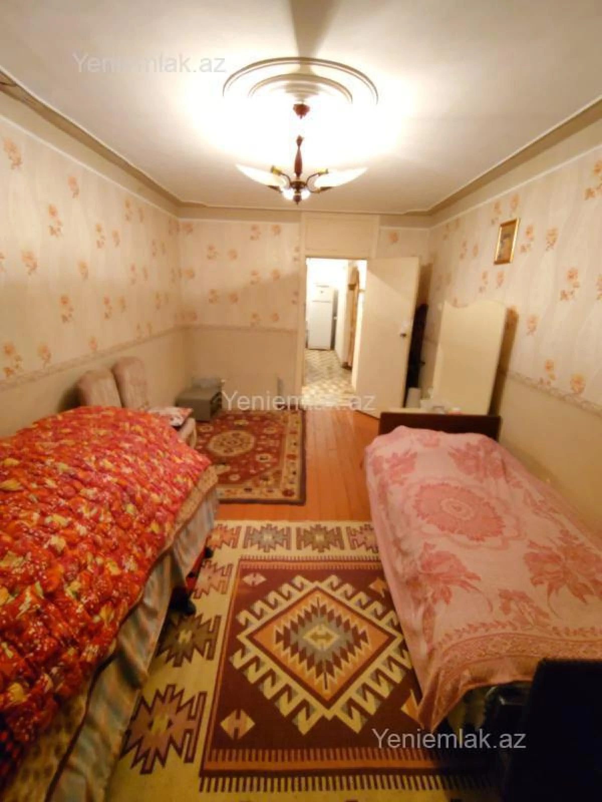 Satılır 3 otaqlı köhnə tikili 72 m²