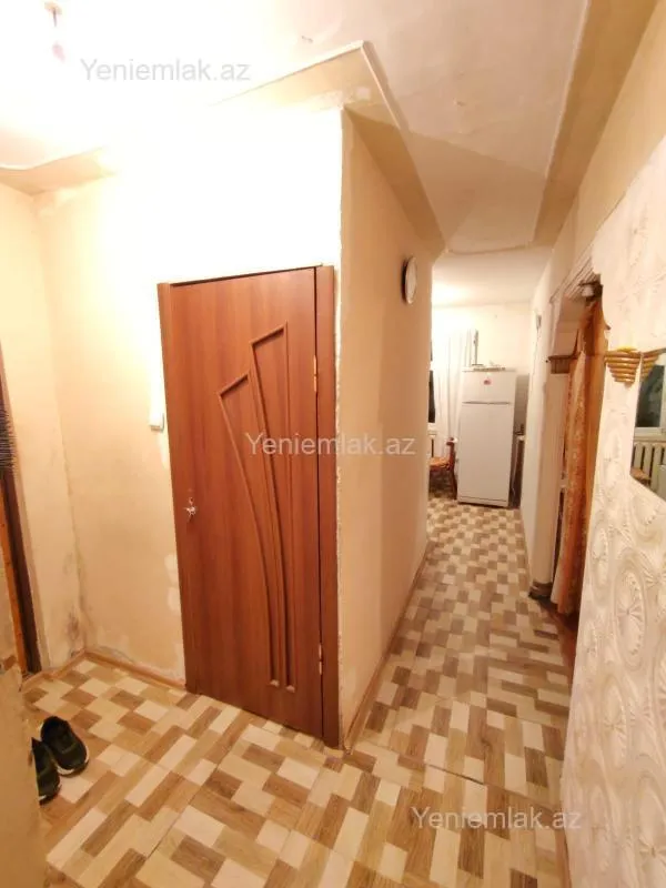 Satılır 3 otaqlı köhnə tikili 72 m²