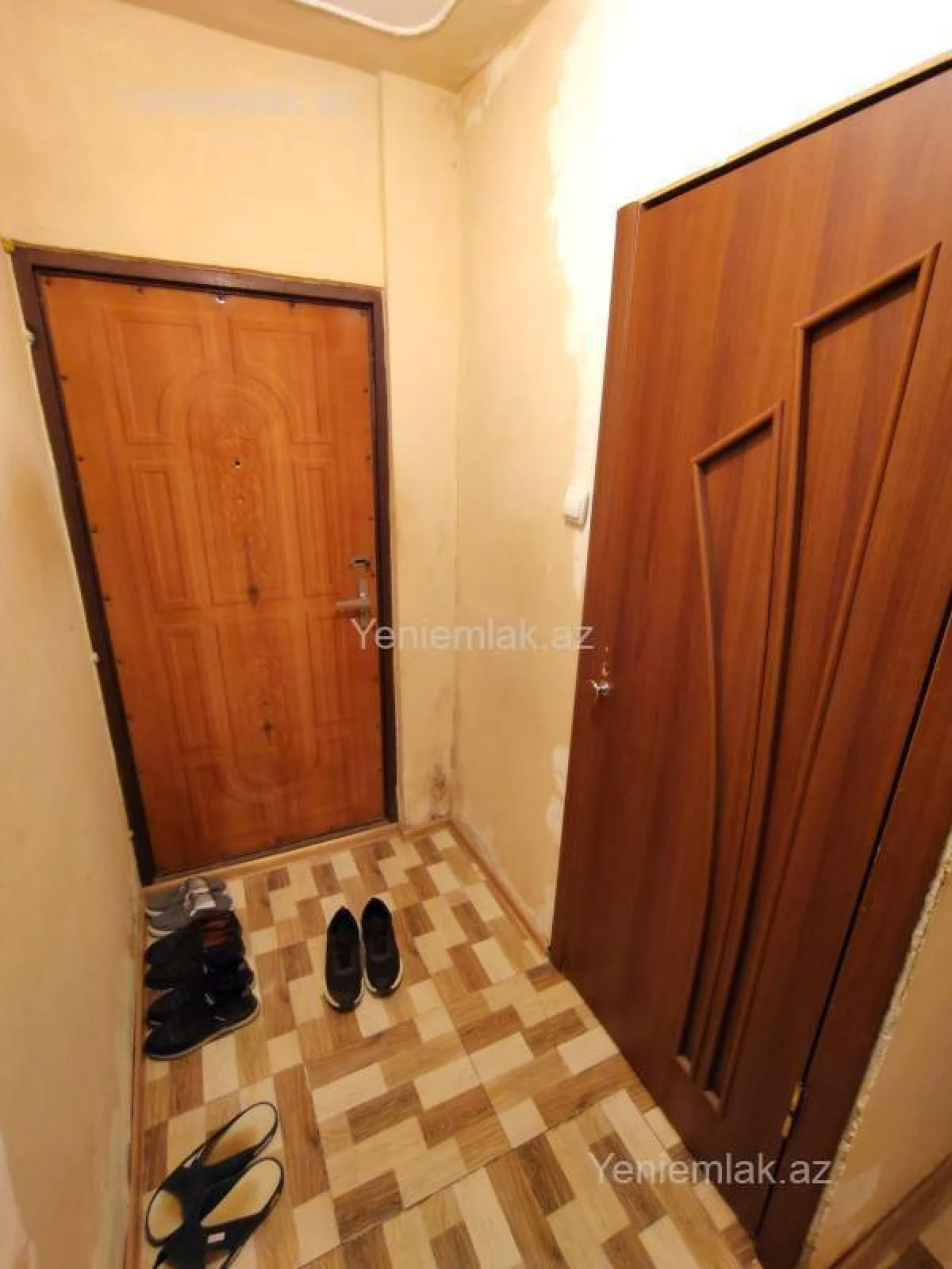 Satılır 3 otaqlı köhnə tikili 72 m²