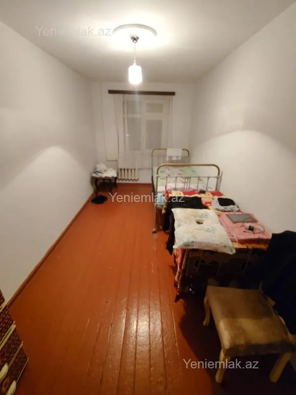 Satılır 3 otaqlı köhnə tikili 72 m²