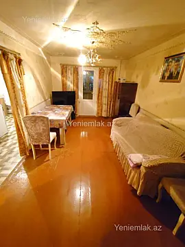 Satılır 3 otaqlı köhnə tikili 72 m²