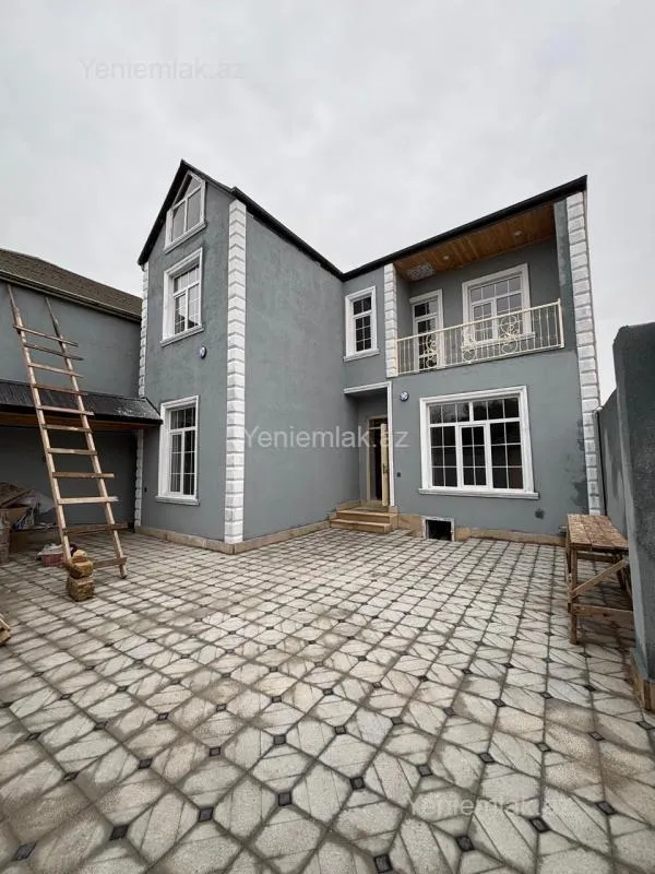 Satılır 5 otaqlı həyət evi 160 m²
