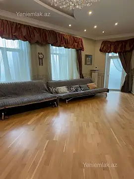 Satılır 3 otaqlı köhnə tikili 90 m²
