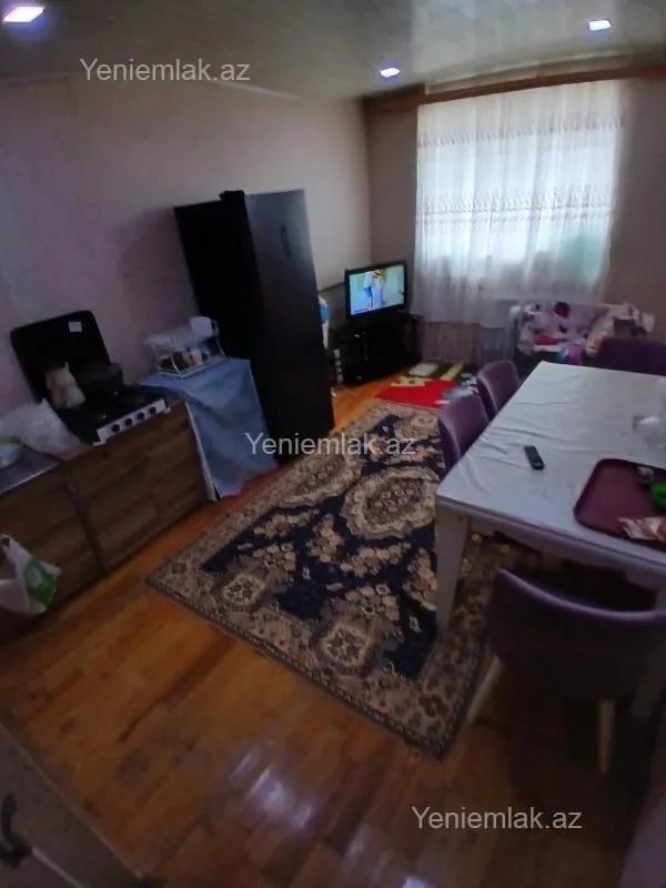 Satılır 2 otaqlı yeni tikili 70 m²