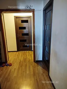 Satılır 3 otaqlı köhnə tikili 70 m²
