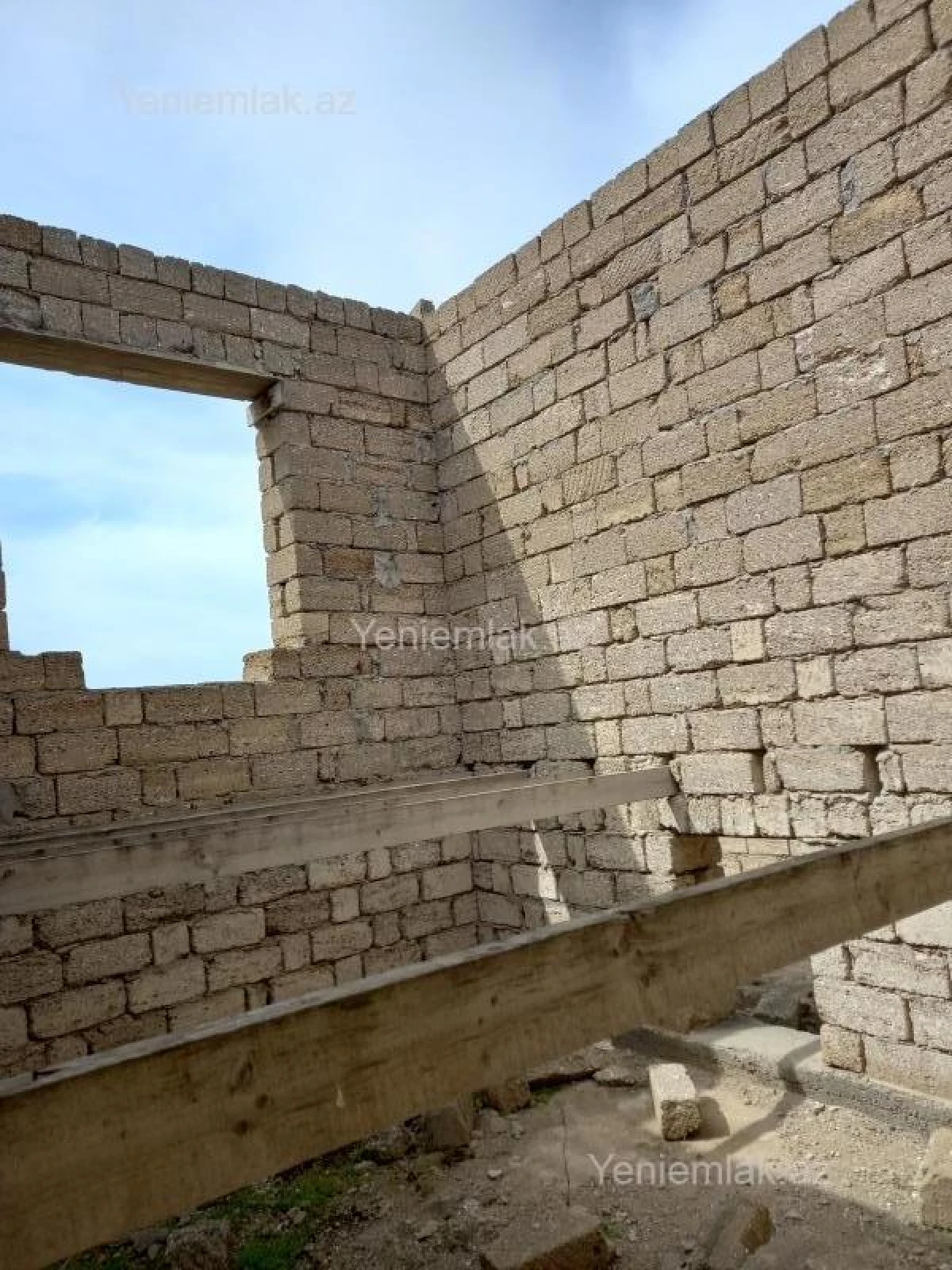 Satılır 3 otaqlı həyət evi 100 m²