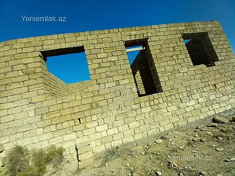 Satılır 3 otaqlı həyət evi 100 m²