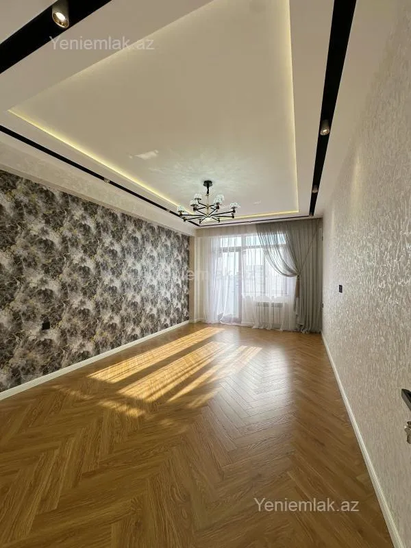Satılır 3 otaqlı yeni tikili 115 m²