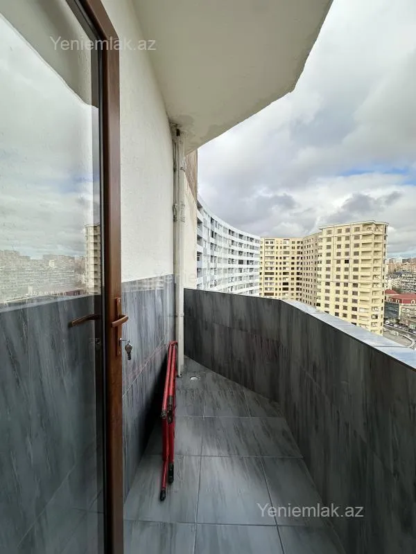 Satılır 3 otaqlı yeni tikili 115 m²