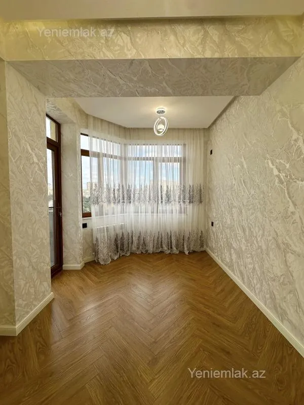 Satılır 3 otaqlı yeni tikili 115 m²