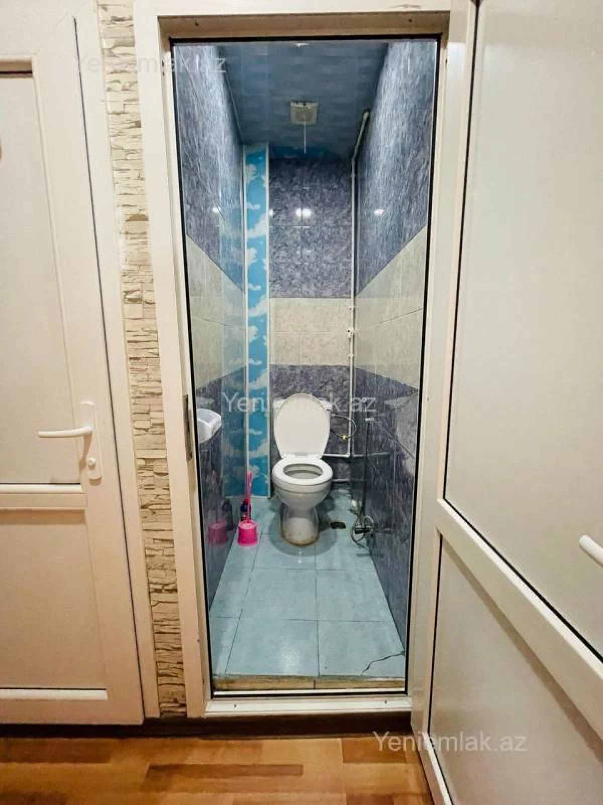 Satılır 2 otaqlı köhnə tikili 60 m²